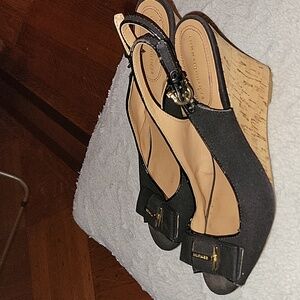 Tommy Hilfiger Womens wedge sandals
